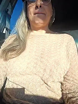 bellafortune69 online show from 04-19-26, 11:42
