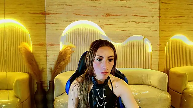 katalina r  online show from 05-30-26, 08:17