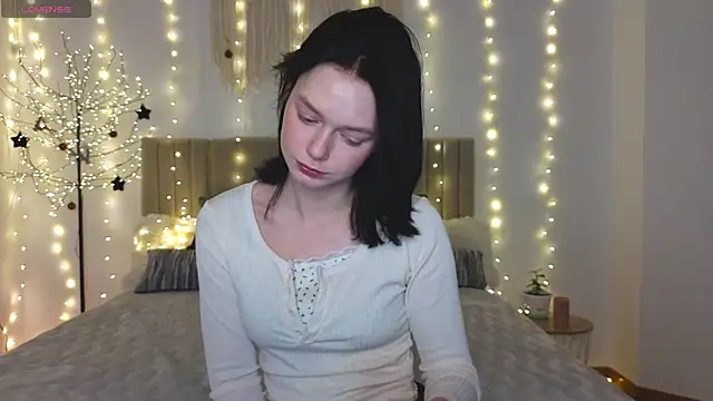 Snapshot of bucks_bunnyy chatting on 01-17-26, 07:13 bucks bunnyy online show from 01-17-26, 07:13