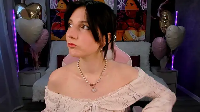 KikaOsterman online show from 02-13-26, 12:45