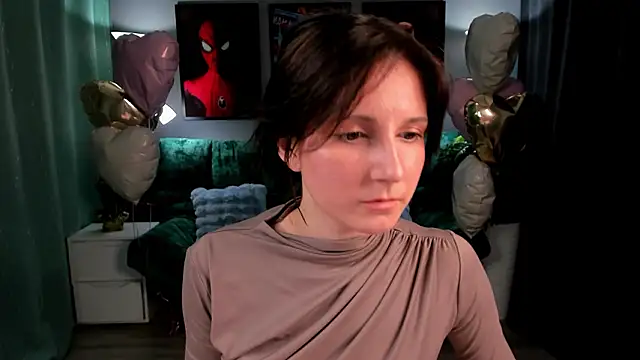 KikaOsterman online show from 03-04-26, 12:11