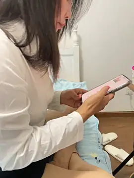 xiaoligirl online show from 04-21-26, 06:31