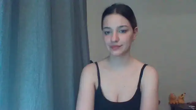 Snapshot of EvelineMagnetic chatting on 06-09-26, 08:31 EvelineMagnetic online show from 06-09-26, 08:31