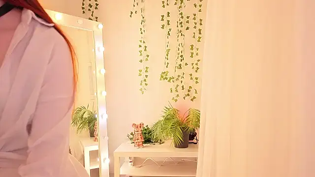 Snapshot of GraceYork chatting on 02-04-26, 02:01 GraceYork online show from 02-04-26, 02:01