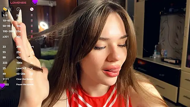 Snapshot of LubaSeirers chatting on 03-09-26, 03:27 LubaSeirers online show from 03-09-26, 03:27