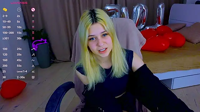 Snapshot of ApheliaStar chatting on 02-07-26, 04:33 ApheliaStar online show from 02-07-26, 04:33