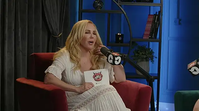 hollyrandall online show from 04-16-26, 09:39
