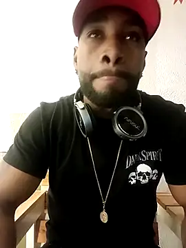 Snapshot of Dante_Knox chatting on 05-07-26, 01:55 Dante Knox online show from 05-07-26, 01:55