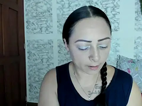 Snapshot of XXXStephanie_XXX chatting on 05-11-26, 10:07 XXXStephanie XXX online show from 05-11-26, 10:07