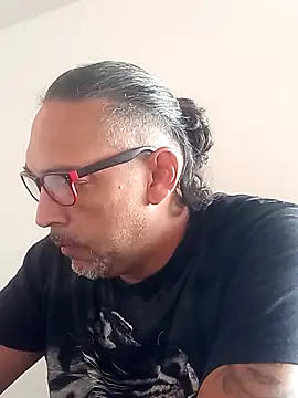 Snapshot of Big_vittollo chatting on 02-17-26, 01:29 Big vittollo online show from 02-17-26, 01:29