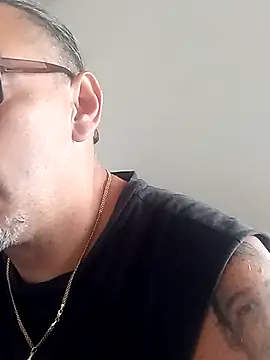 Snapshot of Big_vittollo chatting on 02-24-26, 02:48 Big vittollo online show from 02-24-26, 02:48