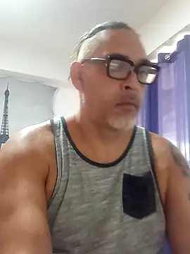 Snapshot of Big_vittollo chatting on 03-04-26, 01:06 Big vittollo online show from 03-04-26, 01:06