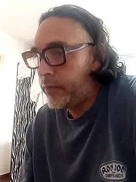 Snapshot of Big_vittollo chatting on 03-09-26, 08:57 Big vittollo online show from 03-09-26, 08:57