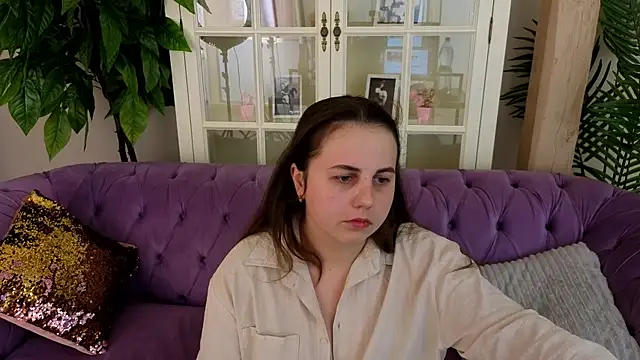 Snapshot of MikaFoxy chatting on 04-10-26, 05:45 MikaFoxy online show from 04-10-26, 05:45
