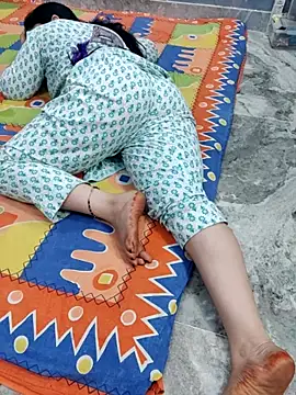 Snapshot of SofiaMam chatting on 04-12-26, 07:46 SofiaMam online show from 04-12-26, 07:46