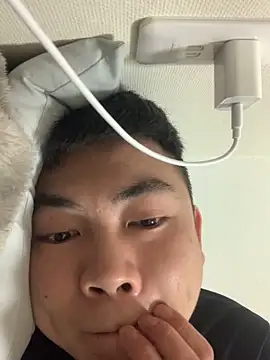 Snapshot of cubu24t chatting on 03-13-26, 12:23 cubu24t online show from 03-13-26, 12:23