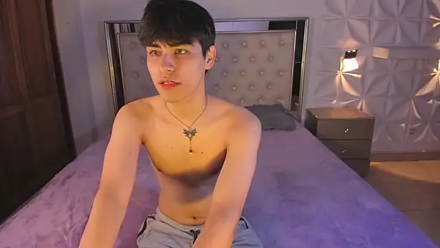 IamJuanJoc online show from 03-19-26, 03:43