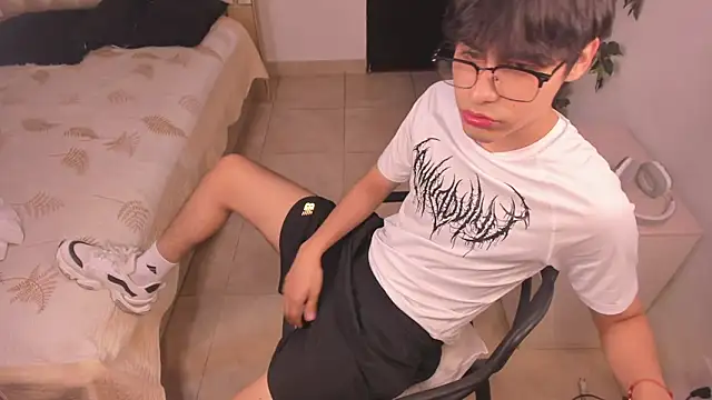 IamJuanJoc online show from 04-29-26, 04:38