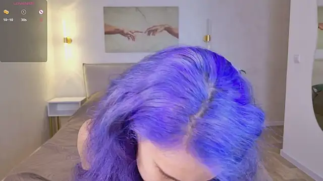 Snapshot of AuraLaunni chatting on 03-01-26, 07:10 AuraLaunni online show from 03-01-26, 07:10