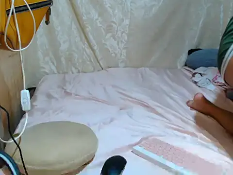 Snapshot of Hotties_Marie chatting on 02-03-26, 11:26 Hotties Marie online show from 02-03-26, 11:26