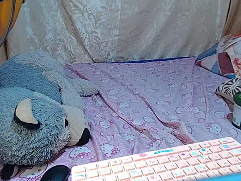 Snapshot of Hotties_Marie chatting on 03-05-26, 07:48 Hotties Marie online show from 03-05-26, 07:48