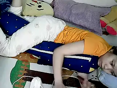 xxhotamizinggirl online show from 04-10-26, 02:11