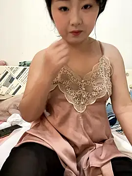 Snapshot of Mloy-01 chatting on 01-18-26, 08:40 Mloy-01 online show from 01-18-26, 08:40