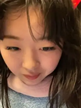 Snapshot of Mloy-01 chatting on 03-12-26, 02:45 Mloy-01 online show from 03-12-26, 02:45