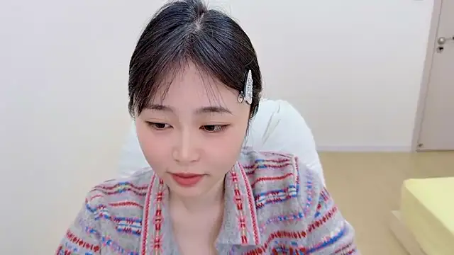Snapshot of Onefiona chatting on 04-14-26, 07:03 Onefiona online show from 04-14-26, 07:03