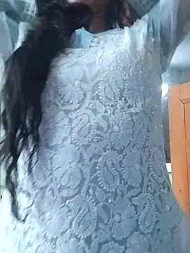 Zaara101 online show from 03-25-26, 06:47