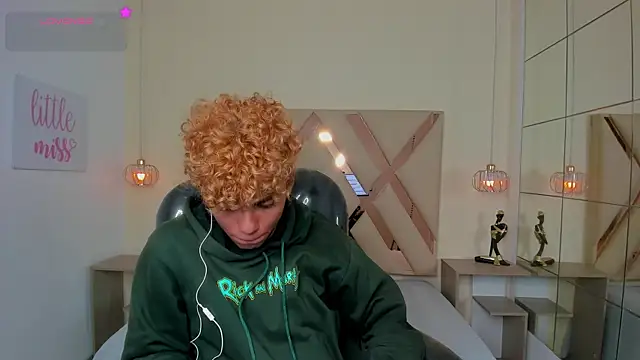 Anyelo Twink online show from 07-24-26, 04:32