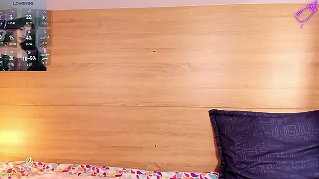 Snapshot of lilith_petit_ chatting on 02-04-26, 01:17 lilith petit online show from 02-04-26, 01:17