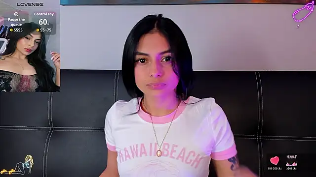 Snapshot of lilith_petit_ chatting on 02-23-26, 10:07 lilith petit online show from 02-23-26, 10:07