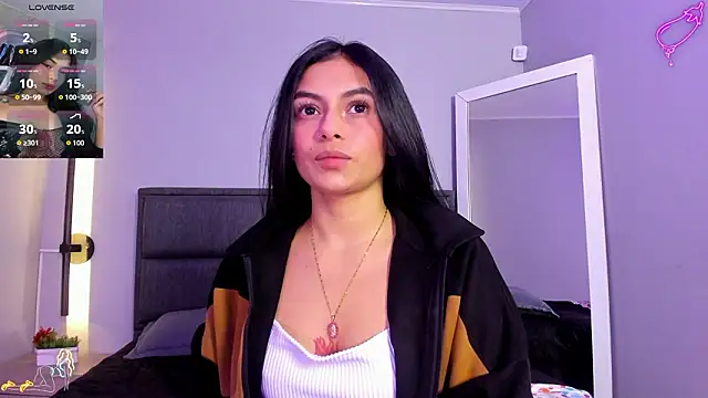 Snapshot of lilith_petit_ chatting on 03-07-26, 12:13 lilith petit online show from 03-07-26, 12:13