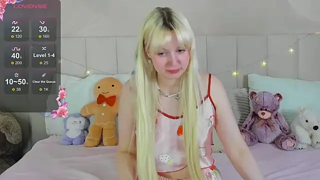 Snapshot of AdeleSilvy chatting on 06-05-26, 06:52 AdeleSilvy online show from 06-05-26, 06:52