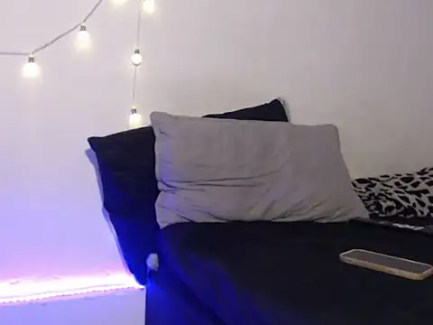 CherryH0ttie online show from 04-21-26, 03:17