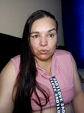 Snapshot of lee_hot chatting on 02-04-26, 07:31 lee hot online show from 02-04-26, 07:31