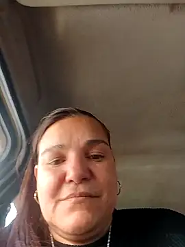 Snapshot of lee_hot chatting on 02-12-26, 09:10 lee hot online show from 02-12-26, 09:10