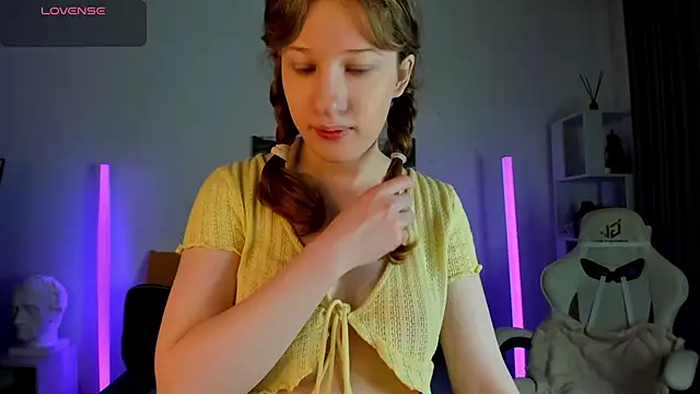 tracy aw online show from 03-30-26, 06:36