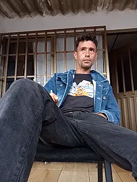 Snapshot of torvyHot chatting on 03-08-26, 12:31 torvyHot online show from 03-08-26, 12:31