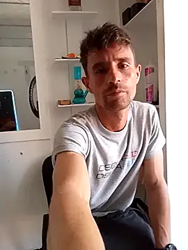 torvyHot online show from 04-20-26, 07:15