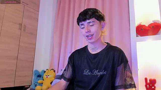 Maiky Cooper01 online show from 04-26-26, 11:57