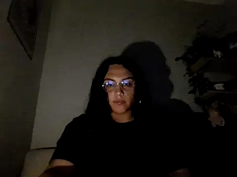 Snapshot of Dvz888 chatting on 04-21-26, 03:46 Dvz888 online show from 04-21-26, 03:46