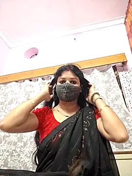 Snapshot of Priyaji7575 chatting on 03-07-26, 11:07 Priyaji7575 online show from 03-07-26, 11:07