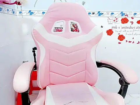 Anna sexyY  online show from 01-12-26, 04:50