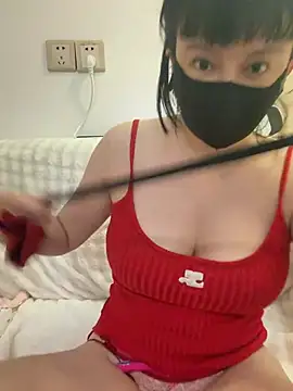 Mia-zhan online show from 04-28-26, 11:32