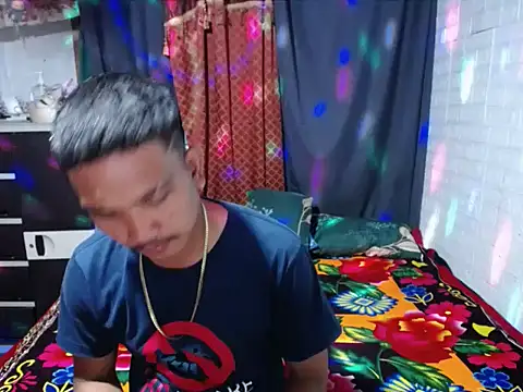 BriannaCruz24 online show from 02-04-26, 10:21