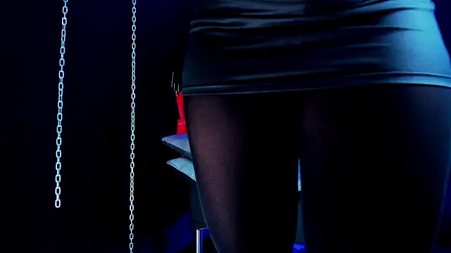 LucyStonne online show from 04-06-26, 07:59