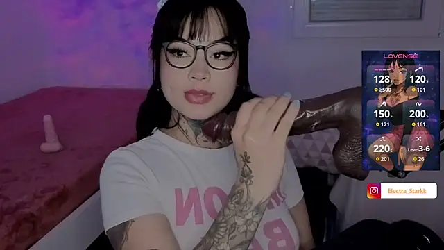 Electra Starkk online show from 04-11-26, 12:20