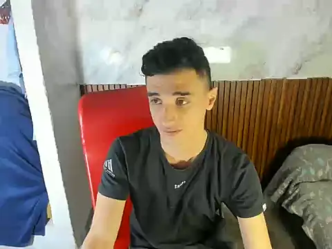 Snapshot of felipe_colinss chatting on 06-11-26, 11:36 felipe colinss online show from 06-11-26, 11:36